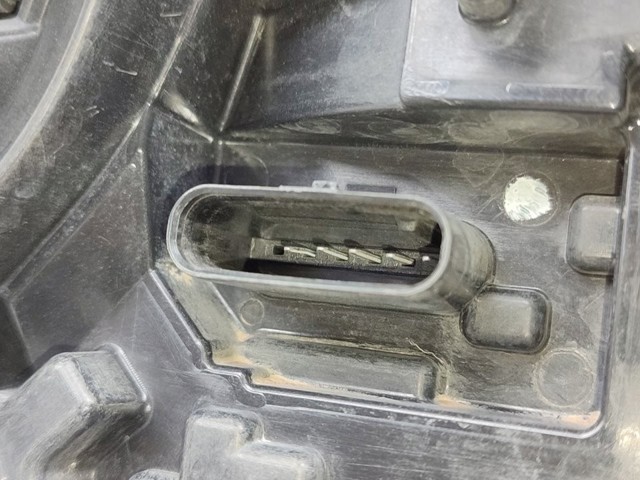 63217241542 BMW Фонарь задний правый купить в Чернигов