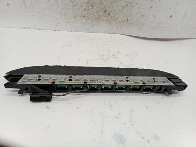 Sinal de parada traseiro adicional BMW 5 E60
