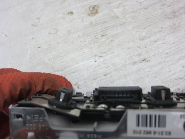 63316962010 BMW Плафон освещения салона (кабины) купить в Украина