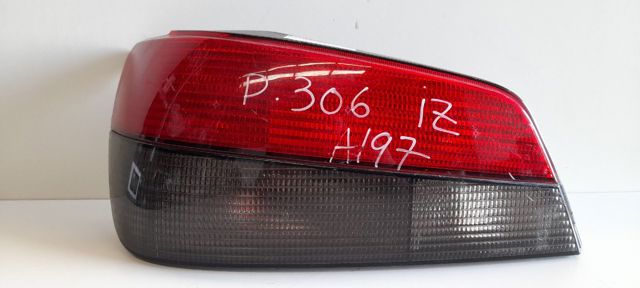 Luz traseira esquerda para Peugeot 306 1.9 D WJY 6350H7