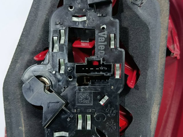 6350P3 PEUGEOT Фонарь задний левый купить в Ужгород