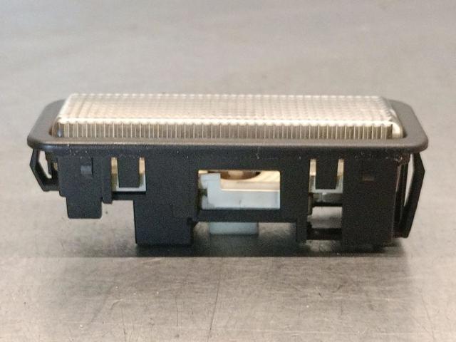 636292 PEUGEOT Плафон освещения салона (кабины) купить в Киев