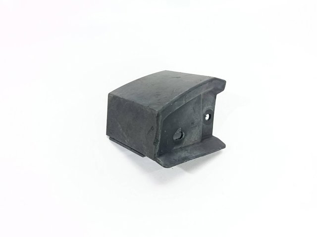 638395472R RENAULT Молдинг крыла переднего левого купить в Черкассы