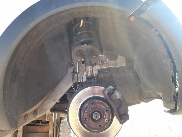 Guarda-barras direito do pára-lama dianteiro 638402753R RENAULT