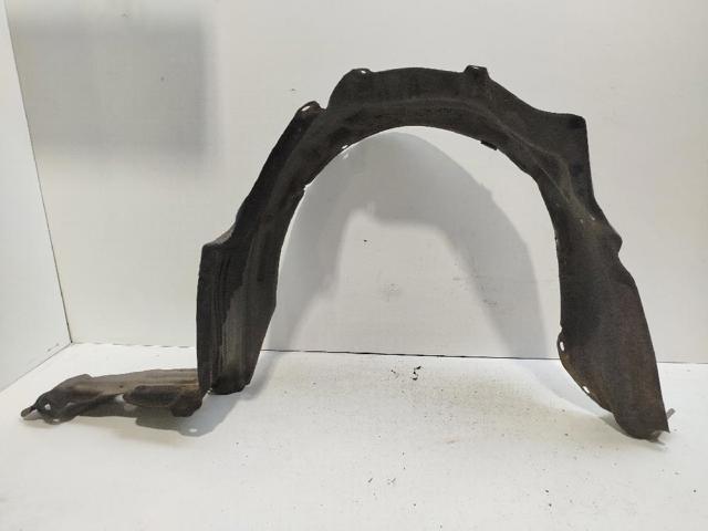 Guarda-barras direito do pára-lama dianteiro Nissan Primera P11