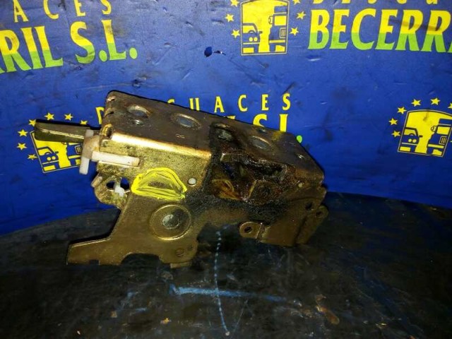 6387601240 MERCEDES Замок двери боковой сдвижной правой купить в Киев