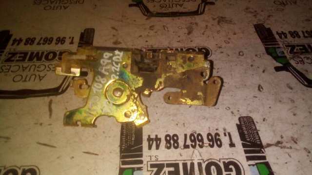 MERCEDES 6387601240 Замок двери боковой сдвижной правой в наличии Черновцы