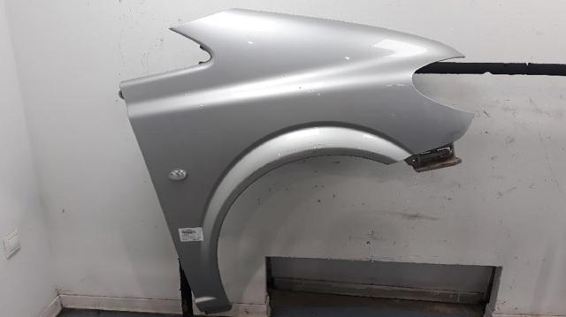 MERCEDES 6396305207 Крыло переднее правое в наличии Ужгород