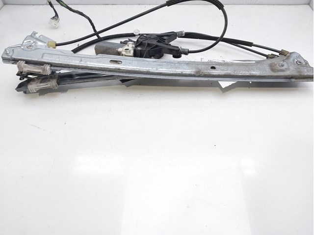 Regulador do vidro dianteiro esquerdo para Mercedes-Benz Vito Mixto (639) (09.2010->) / ... 6397200446