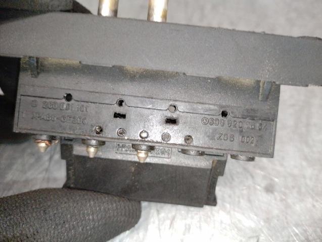 6398200654 MERCEDES Датчик закрывания дверей (концевой выключатель), на сдвижной двери купить в Черкассы