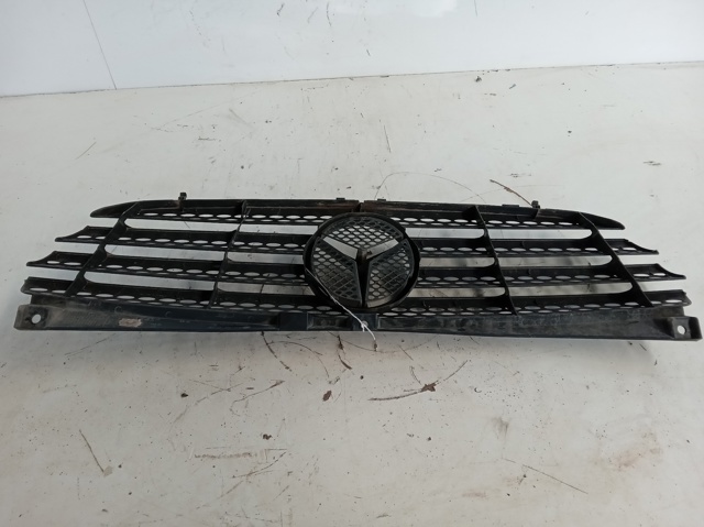 6398800185 MERCEDES Решетка радиатора купить в Харьков