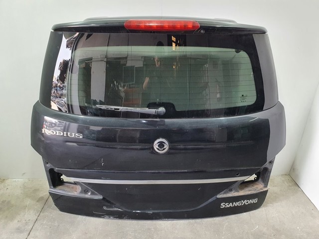 SSANG YONG 6401121101 Дверь задняя (багажная 3/5-я (ляда) в наличии Ровно