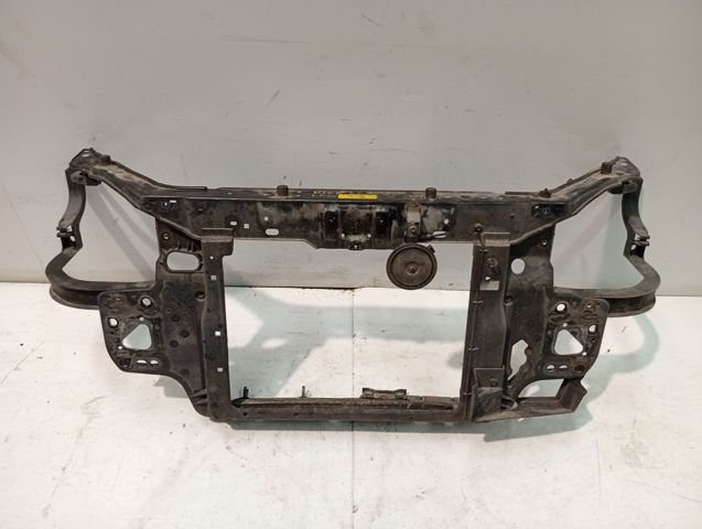 HYUNDAI 641011C000 Рамка радиатора в наличии Ужгород