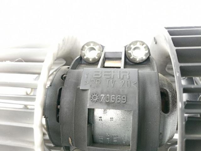 64116900685 BMW Вентилятор печки купить в Полтава