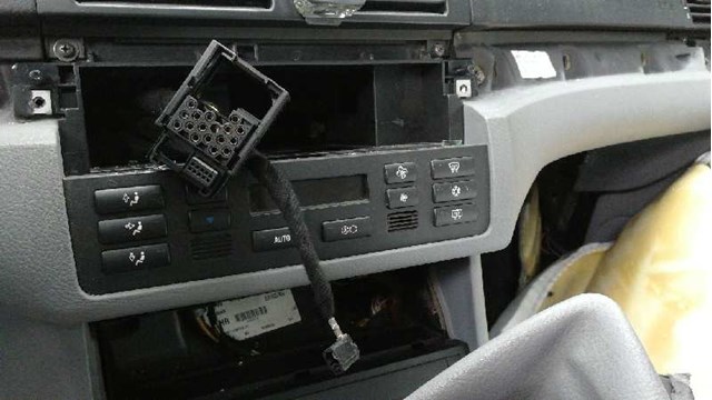 64116956319 Блок управления режимами отопления/кондиционирования купить Сумы