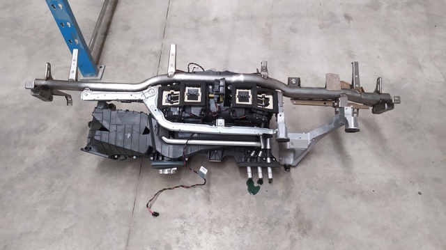 BMW 64119241190 Корпус вентилятора печки в наличии Тернополь
