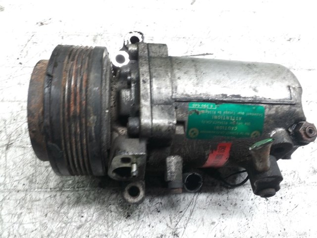 Compressor de ar condicionado para BMW 3 318 i M43B19 (194E1) 64528386650