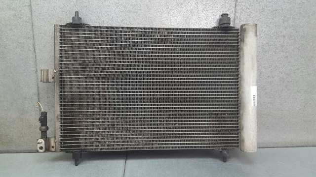 Condensador / Radiador de Ar Condicionado para Peugeot 607 3.0 V6 24V XFX 6455CQ