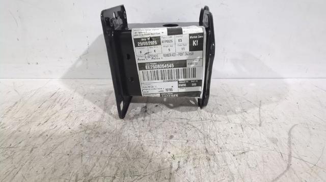 HYUNDAI 647201H010 Кронштейн усилителя переднего бампера в наличии Чернигов