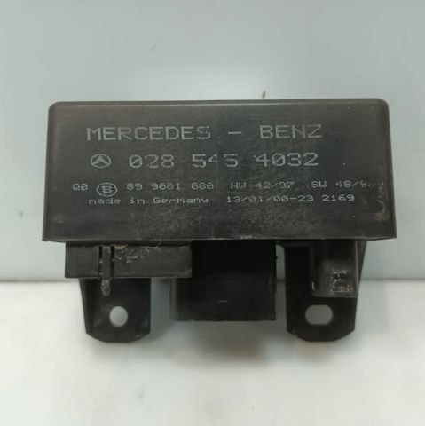 MERCEDES A6489000100 Реле свечей накала в наличии Киев
