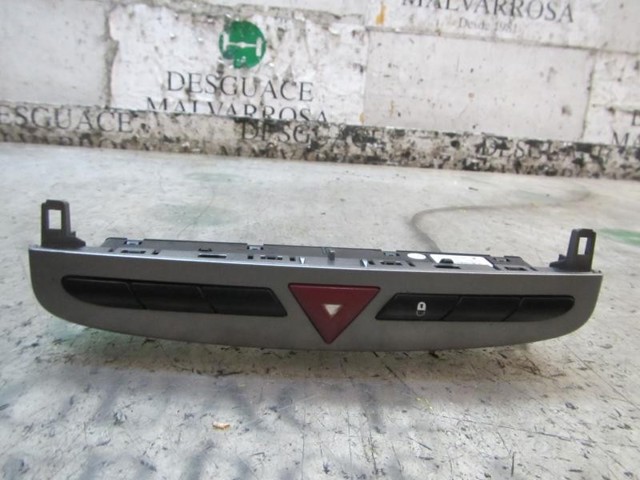 649014 PEUGEOT Блок кнопок центральной консоли купить в Ужгород