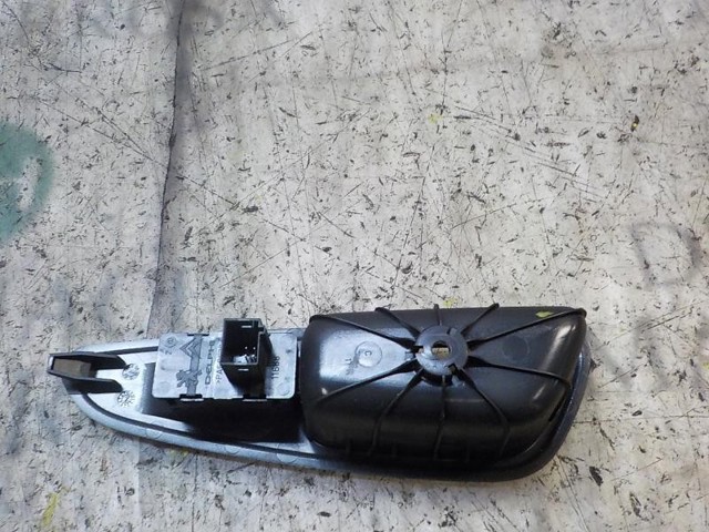 PEUGEOT 649031 в наличии Харьков