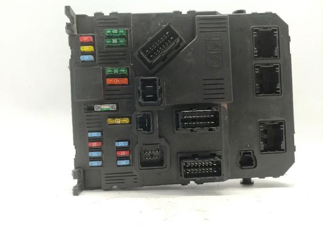 Unidade de dispositivos de segurança 6500Y1 PEUGEOT