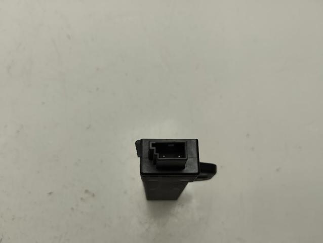 6520922083202 BMW Антенна купить в Хмельницкий