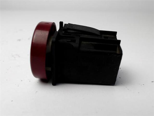 Botão de ativação do sinal de emergência Peugeot 306 7B