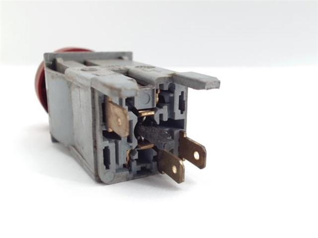 Botão de ativação do sinal de emergência Peugeot 306 7B