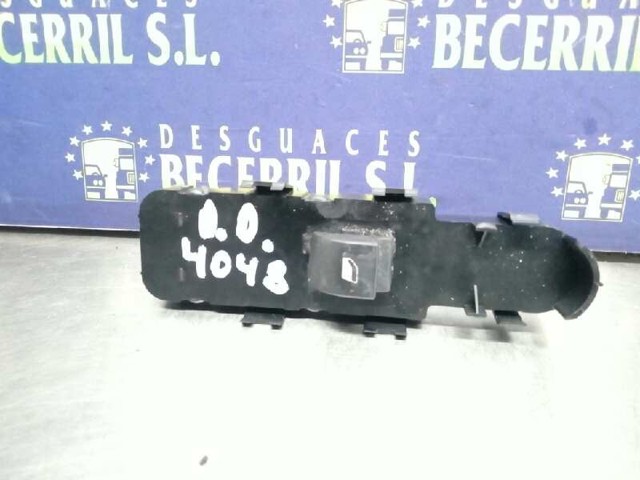 6554E7 PEUGEOT Кнопочный блок управления стеклоподъемником передний правый купить в Каменское