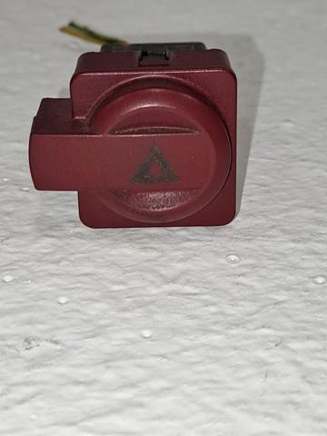 Botão de ativação do sinal de emergência Citroen C4 1 LC