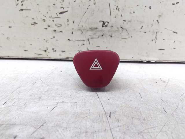 Botão de ativação do sinal de emergência Citroen Jumpy 2