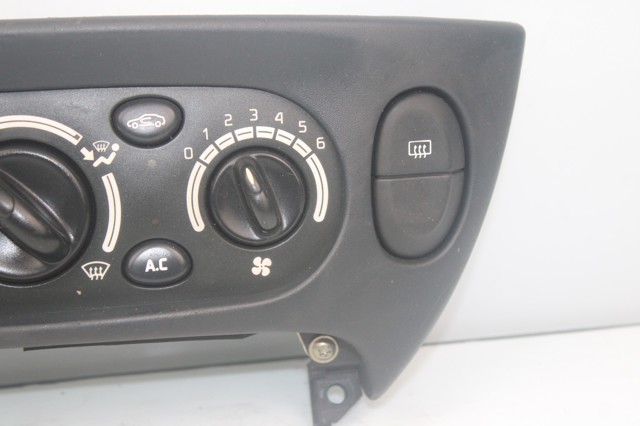 655739W RENAULT купить в Ужгород