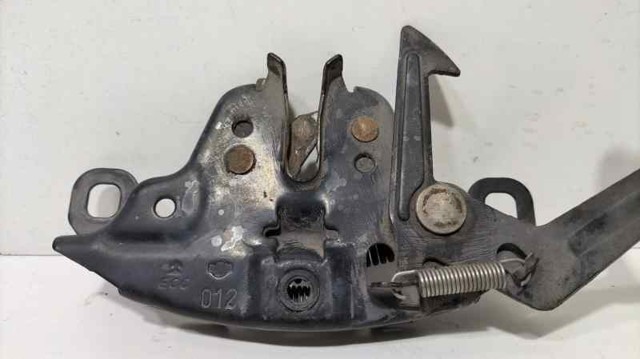 Fecho da capota Nissan Terrano 2 R20