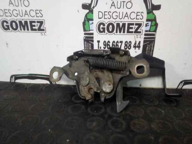 Fecho da capota Nissan Terrano 2 R20