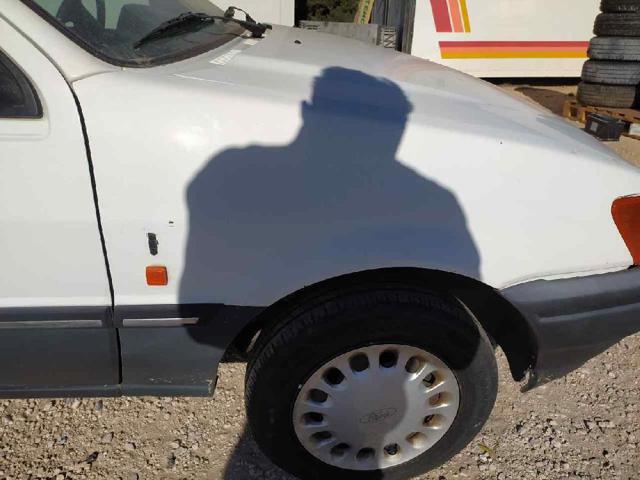 Pára-lama dianteiro direito 6585191 Ford