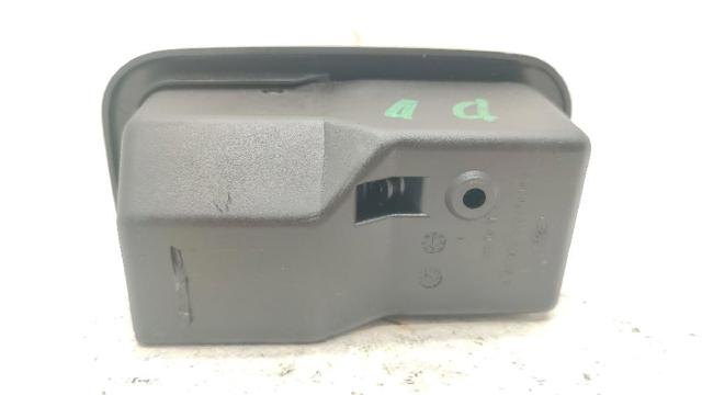 FORD 6604309 Ручка двери задней (распашной) правая внутренняя в наличии Запорожье