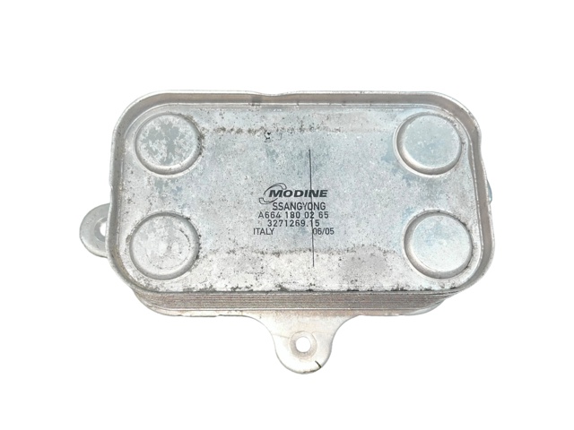 Radiador de óleo 6641800265 Ssang Yong