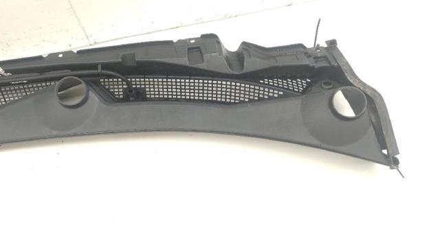 668107243R RENAULT Водосток лобового стекла, жабо купить в Павлоград