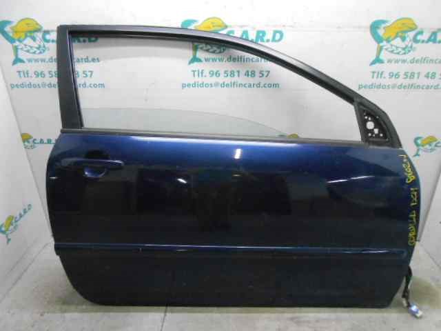 Porta dianteira direita 6700102151 Toyota