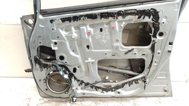 TOYOTA 6700102260 Дверь передняя правая в наличии Киев