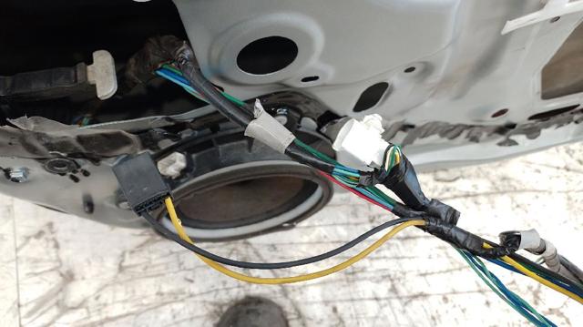 TOYOTA 6700102260 Дверь передняя правая в наличии Одесса