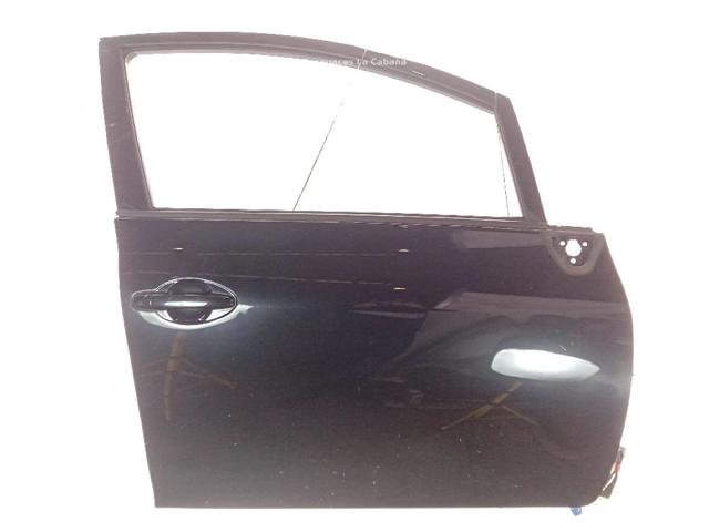 Porta dianteira direita 6700102260 Toyota