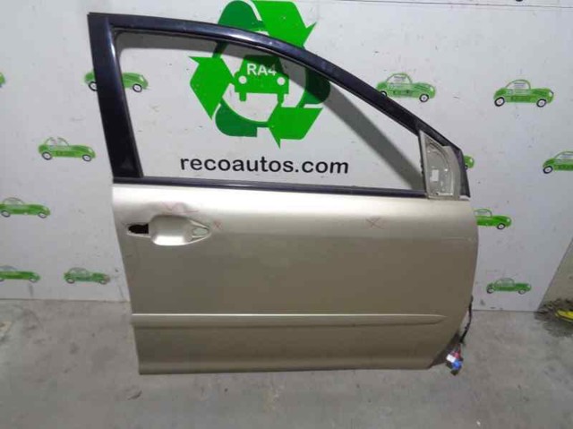 Porta dianteira direita 6700148060 Toyota