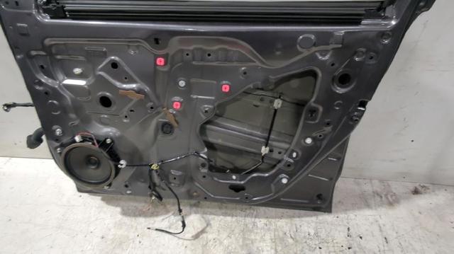 TOYOTA 67001K0020 Дверь передняя правая в наличии Ирпень