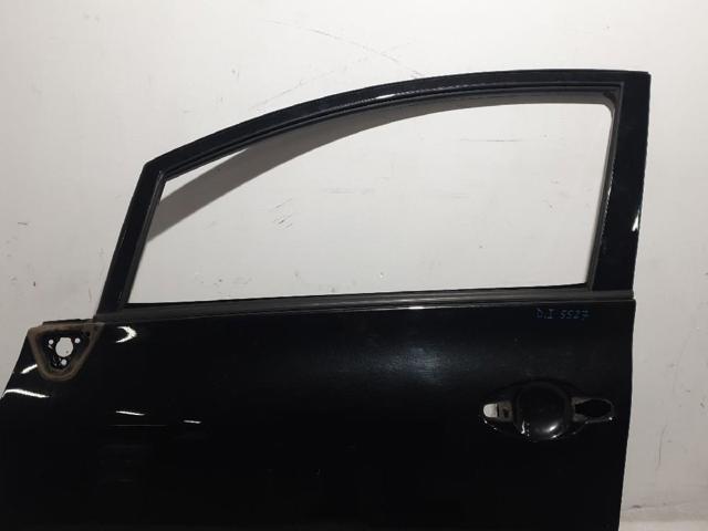 Porta dianteira esquerda Toyota Auris E15