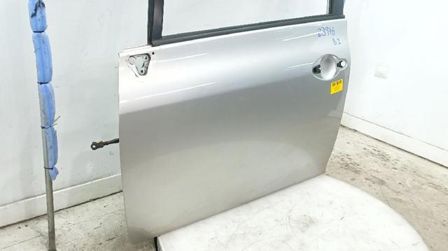 Porta dianteira esquerda Toyota Auris E15