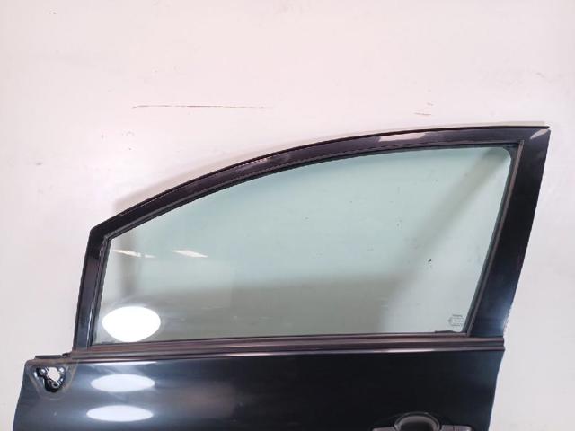 Porta dianteira esquerda Toyota Auris E15