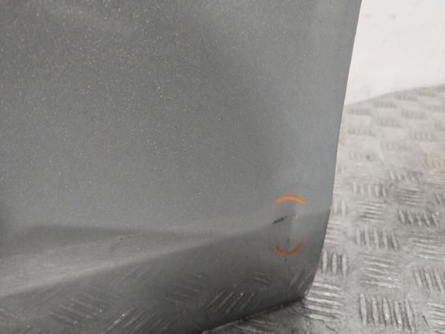 Porta dianteira esquerda Toyota Yaris SP90